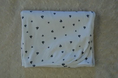 Carter's Sailboat 婴儿毯海军蓝白色弹力球衣襁褓接收 — 第 1/4 张图片