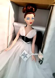 Ashton Drake * Gene Doll * "COVENT GARDEN" with original Box - Picture 1 of 10