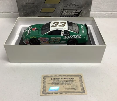1997 REVELL COLLECTION CLUB 1/18 KEN SCHRADER #33 SKOAL BANDIT #423 OF ONLY 504 - Image 1 of 4