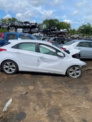 Info-GPS-TV Screen Navigation Display US Market GT Fits 13-15 ELANTRA 1541802 - Image 1 of 4