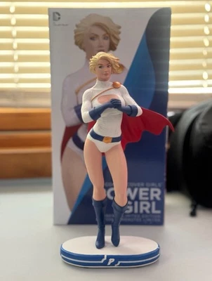 DC Comics Cover Girls - Estatua Power Girl - DC Collectibles Limited #2431 Foto 1 de 4