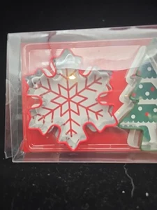 Set 4 Crate & Barrel Winter Christmas Cookie Cutters Penguin Snowflake Snowman - Picture 1 of 6