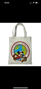 Bolso de Mano de Lona Mickey Mouse Biblioteca Mundial Pequeño de Disney Nuevo en Paquete - Imagen 1 de 3