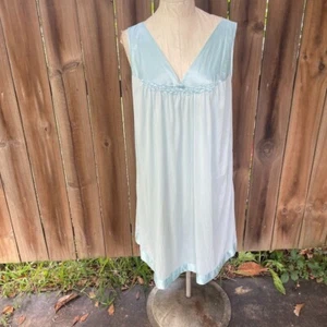 VANITY FAIR COLORATURA Blue Nylon Short Nightgown L - Picture 1 of 6