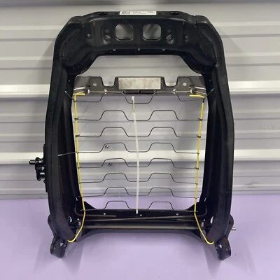 Marco superior trasero asiento conductor Chevy Sonic 2012-2020 Foto 1 de 4