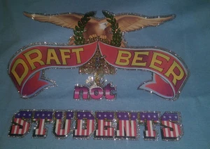 Vintage SELTENES ZAPFBIER KEINE STUDENTEN " Bügelbild Transfer Antikrieg politisch - Bild 1 von 1