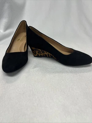 Zapatos Aerosoles Círculo Interior Talla 6W Negro Gamuza Estampado Animal Tacón de Cuña Foto 1 de 4