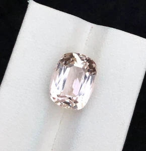 Cojín de kuncita melocotón rosado corte 10,54 pérdida de forma piedra preciosa de Afganistán. - Imagen 1 de 10