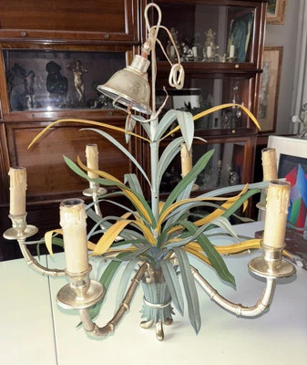 Maison BAGUES Lustre en bronze doré, laiton et tôle verte et jaune à 6 bras - Photo 1/4