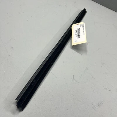 MINI COOPER COUNTRYMAN 2011-16 PUERTA DEL PASAJERO DELANTERO CINTURÓN INTERIOR SELLO DE RESISTENCIA A LA INTEMPERIE Foto 1 de 4