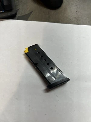 Cargador de fábrica Taurus PT709 PT 709 7ª 9 mm Foto 1 de 4