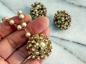 Vintage Kramer of NY Caged Goldtone Rhinestone Pearl Clip on Earrings & Necklace - Picture 1 of 8