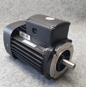GRUNDFOS 3~MOT MG80B2-19FT100-D1 No. 85903127 NDE 6201.2Z.C3 - Picture 1 of 9