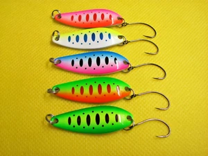 5 AEW UV SPOONS 4CM - 5 G.  SET BLINKER TROUT FORELLEN UL KÖDER WOBBLER SPINNER - Bild 1 von 3