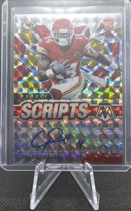 2021 Panini Mosaic #RS-39 Cornell Powell Rookie Scripts Auto Kansas City Chiefs - Foto 1 di 2