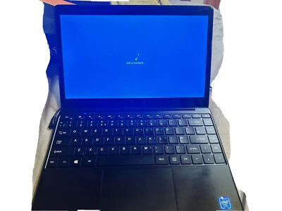 Lincplus p1 13.3” FHD 4 GB RAM 32 GB rMMC - Image 1 of 4