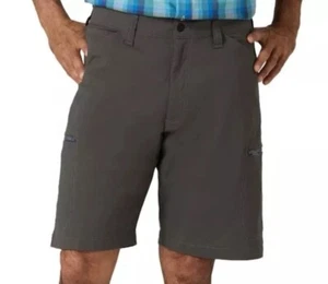 Wrangler Mens 10" Outdoor Performance Zip Cargo Shorts Size 48  Smoke Gray New - Picture 1 of 5