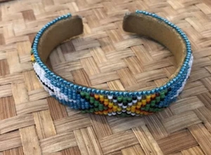 Indianer Perlen Armreif Armband - Bild 1 von 4