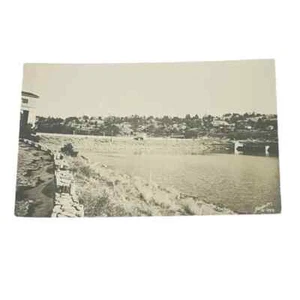 Cartolina RPPC Spillway dall'altra parte della diga di Gurnsey Wyoming EKC A755 - Foto 1 di 2