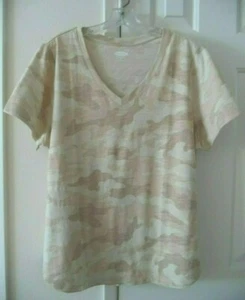 NWT Women's Old Navy Tan Lt Brown Beige Camouflage V-Neck T-shirt XS, S - Picture 1 of 3