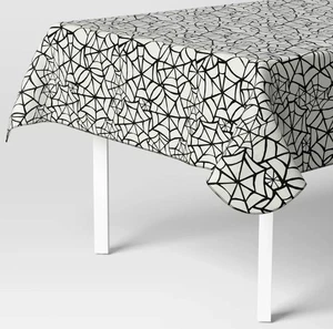 Mantel Vinilo Peva, 60"x84" Oblongo, HALLOWEEN, TELA DE ARAÑA Y ARAÑAS, H&E - Imagen 1 de 3