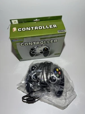 Xbox Original Radica Gamester Wired Fat Duke Controller (boxed) - Image 1 of 4