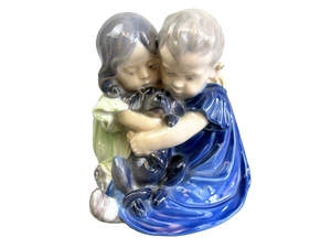 Figura de porcelana - Niños con perro 707 BV - Royal Copenhagen Denmark de 1966 - Imagen 1 de 9