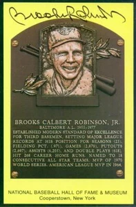 096, Original Autograph of Brooks Robinson (1), HOF Plaque Postcard, Orioles - Picture 1 of 3