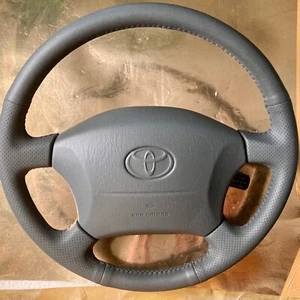 Toyota Land Cruiser 100 Series Grey Lexus LX470 PERFORATED Gray Steering Wheel - Picture 1 of 8