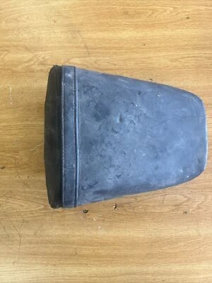 Honda CBR 600 F4I 2002 F4 cojín asiento pasajero trasero Foto 1 de 4