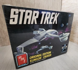 Star Trek - Klingon Cruiser -Original Edition -AMT/ERTL Model Kit Factory Sealed - Picture 1 of 6