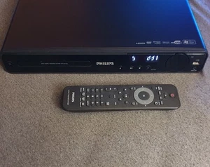 Philips HTS3371D Home Theater Surround Sound w/Remote CDs Only!!! 5.1 USB Read!! - Picture 1 of 10