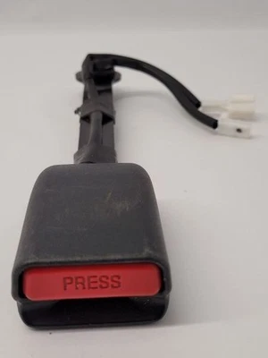 2016-2017 NISSAN ALTIMA RH RIGHT FRONT PASSENGER SEAT BELT BUCKLE Foto 1 de 4