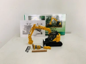 Sumitomo Legest SH135X-7 Wood Grabber & Tools 1:50 Die-cast Construction Vehicle - Picture 1 of 10