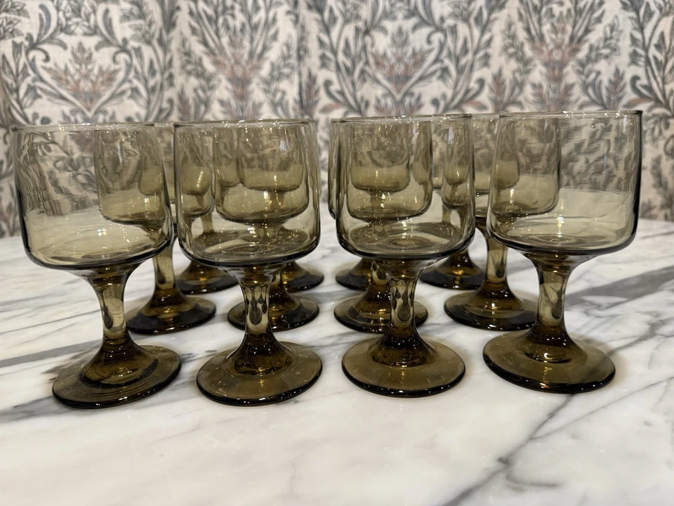 Juego de 12 copas de vino vintage Libbey Tawny Accent ámbar marrón ahumado Foto 1 de 4