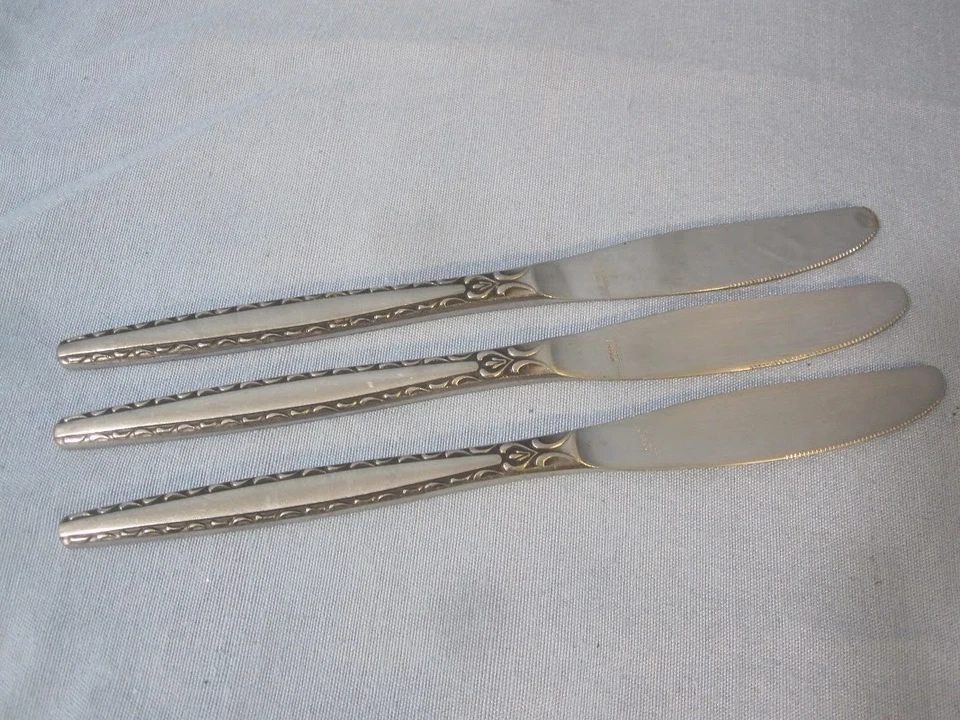 Lot of 3 Vintage 1974 Stainless Steel Oxford Hall Dinner Knives - Made in Japan - Image 1 of 4