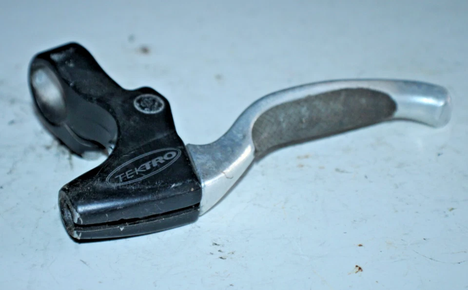 Tektro Brake Left Lever Black LH 22.2mm MTB Hybrid Fixie Bikepacking USA Shipper - Image 1 of 4