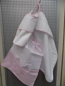 SET ASILO O SCIOLTI BAVAGLINO + ASCIUGAMANO + SACCHETTO DA RICAMARE ROSA STAFIL - Foto 1 di 5