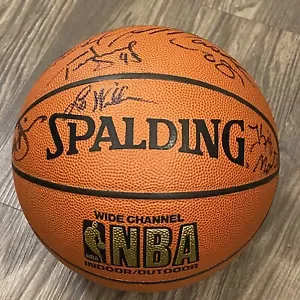 Autographed Spalding NBA Basketball Dallas Mavericks, 1994-95, Jason Kidd & More - Picture 1 of 12