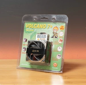New Vintage Thermaltake Volcano 7+ Copper CPU Cooler Sink Fan 478 370 Athlon XP - Picture 1 of 4