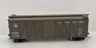 Rapido HO 142002A USRA Single Sheathed Boxcar Baltimore & Ohio #187197 - Image 1 of 4