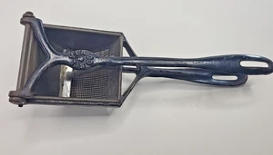 Antike Gusseisen Kartoffelpresse Silber V Presse Brooklyn NY Vintage Silver & Co - Bild 1 von 11