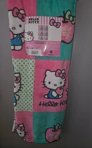  SANRIO Hello Kitty APPLE BOXES🍎🍎🍎 Silk Cloud Throw 50inX70in. NWT 🍎🍎🍎 - Picture 1 of 6