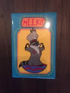 WALT DISNEY WORLD WDW POCAHONTAS MEEKO PINBACK BUTTON PIN KOSTENLOSER VERSAND - Bild 1 von 3