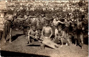 PHILIPPINES : BAGUIO MOUNTAIN : DANCERS & MUSICIANS : HEADHUNTERS : ETHNOGRAPHY - Imagen 1 de 3
