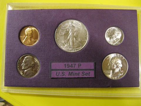 1947 P US Mint Set Brilliant Uncirculated! #120205 Cover