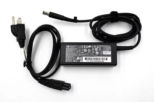 HP 65W 19.5 V Power Adapter TPC-DA58, 902990-003 - Picture 1 of 3