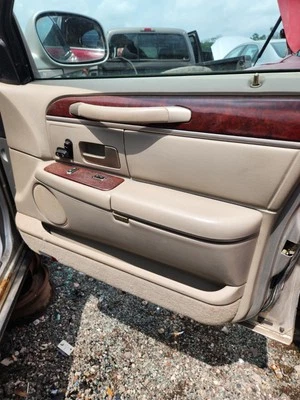 👉 Greystone 2003-2008 ОТДЕЛКА ПАНЕЛИ ПЕРЕДНЕЙ ПАССАЖИРСКОЙ ДВЕРИ LLINCOLN TOWN CAR - Изображение 1 из 4