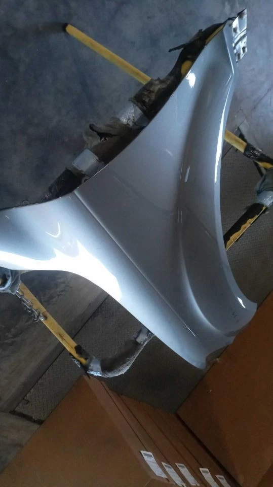 Guardabarros izquierdo conductor compatible con 07-15 AUDI Q7 525680 Foto 1 de 1