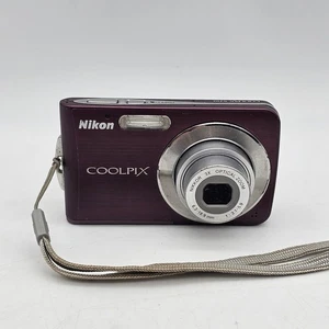 Cámara digital Nikon COOLPIX S210 8,0 MP - ciruela - para piezas/reparación  - Imagen 1 de 8